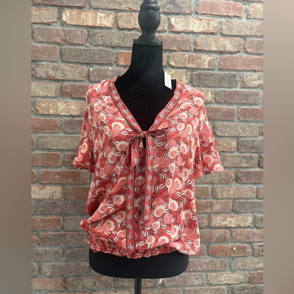 New with tags, Max Studio orange and cream Floral Blouse.  Size Large Bust
